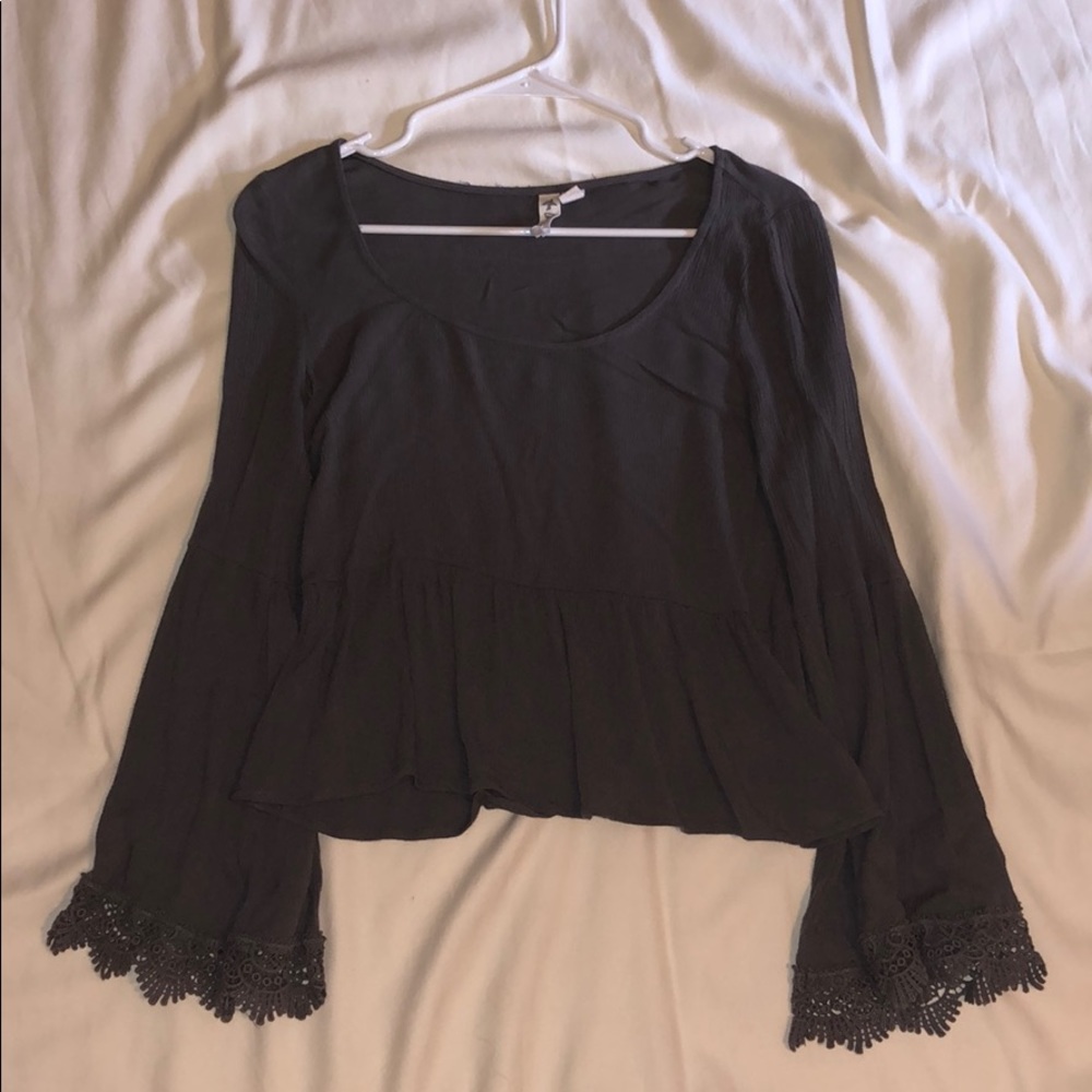 Gray bell sleeve blouse